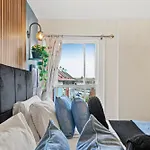 The Penthouse On Bristols Iconic Harbourside