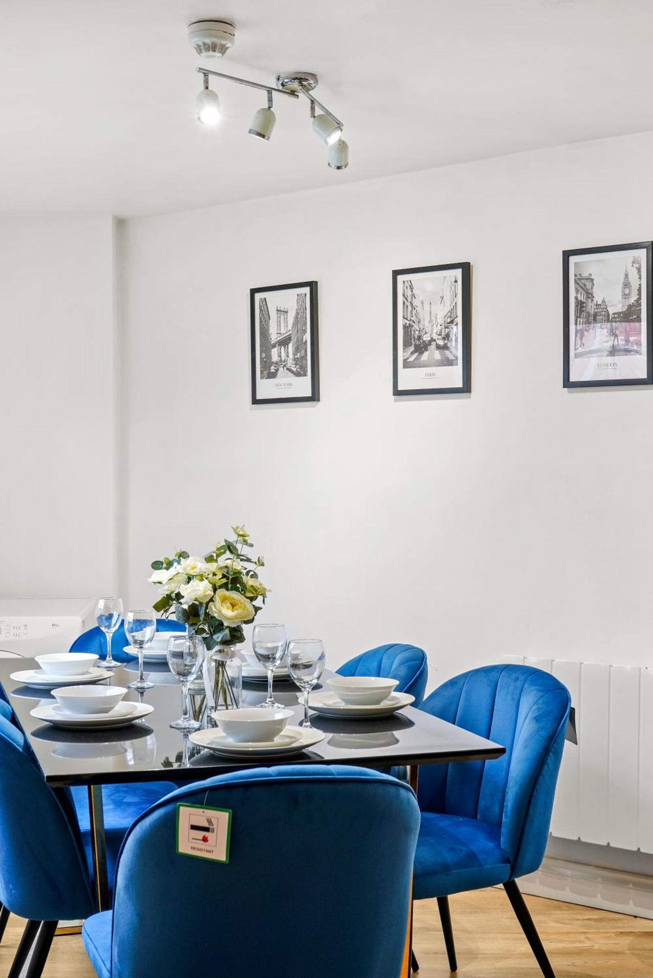 Apartment The Penthouse On Bristols Iconic Harbourside *